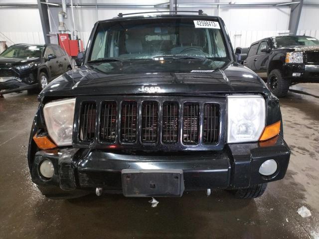 1J8HG48KX6C354619 - 2006 JEEP COMMANDER BLACK photo 5