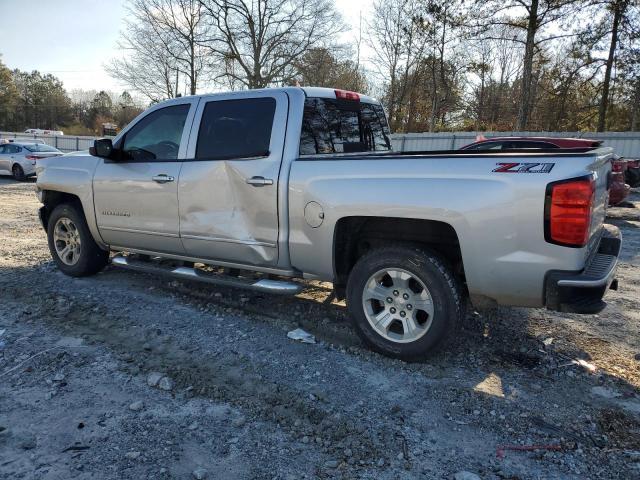 3GCUKREC8JG467196 - 2018 CHEVROLET SILVERADO K1500 LT SILVER photo 2