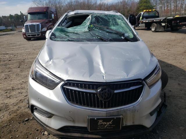 KL4CJESM2NB506104 - 2022 BUICK ENCORE PREFERRED Күміс фото 5