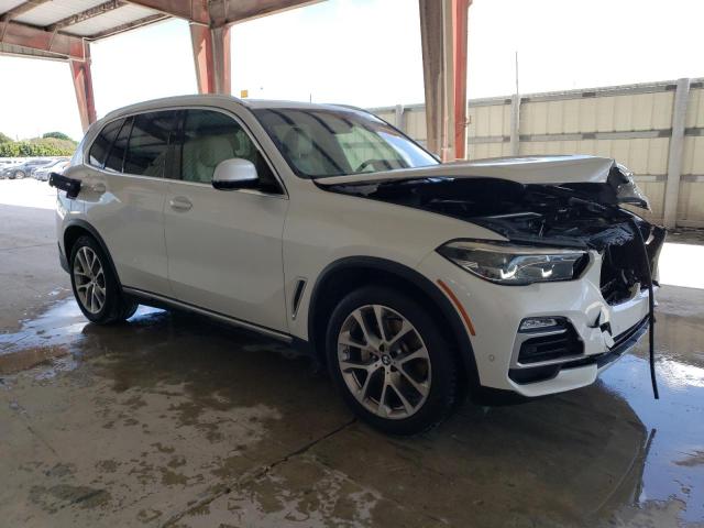 5UXCR4C01M9G60458 - 2021 BMW X5 SDRIVE 40I WHITE photo 4