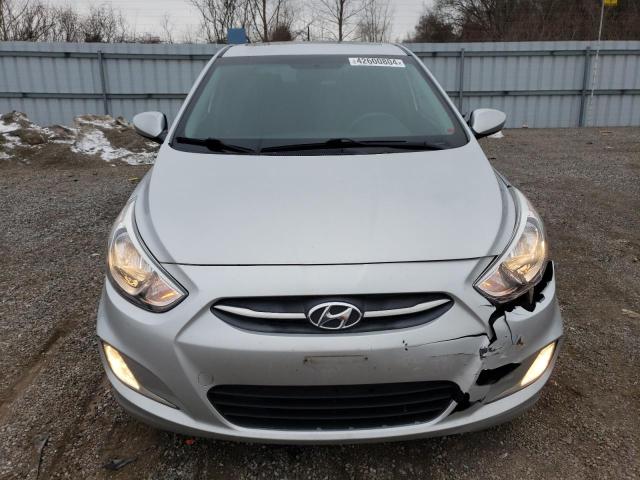 KMHCT5AE1GU259445 - 2016 HYUNDAI ACCENT SE SILVER photo 5