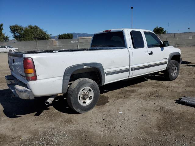 1GCHC29GX1E167346 - 2001 CHEVROLET SILVERADO C2500 HEAVY DUTY WHITE photo 3