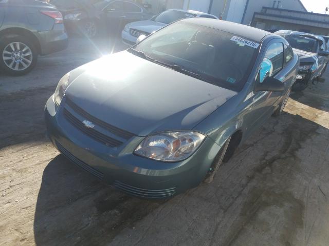 1G1AS18H497219698 - 2009 CHEVROLET COBALT LS GREEN photo 2