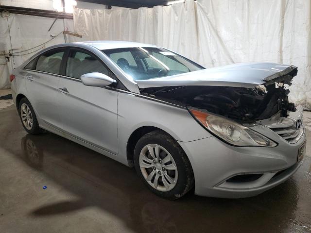 5NPEB4AC9BH169052 - 2011 HYUNDAI SONATA GLS SILVER photo 4