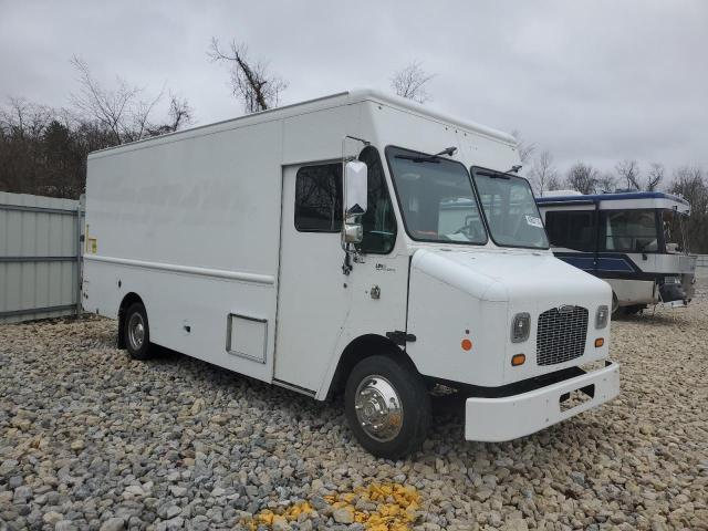 4UZAAPDU9ECGA7263 - 2014 FREIGHTLINER CHASSIS M LINE WALK-IN VAN WHITE photo 1