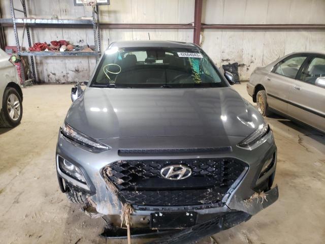 KM8K12AAXKU322337 - 2019 HYUNDAI KONA SE GRAY photo 5