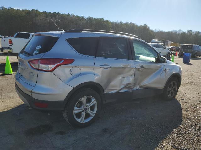 1FMCU0GX3GUC62372 - 2016 FORD ESCAPE SE SILVER photo 3