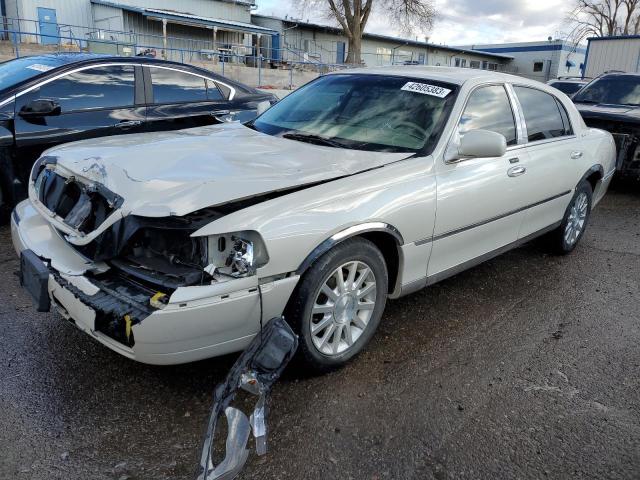 1LNHM81V27Y608609 - 2007 LINCOLN TOWN CAR SIGNATURE BEIGE photo 1