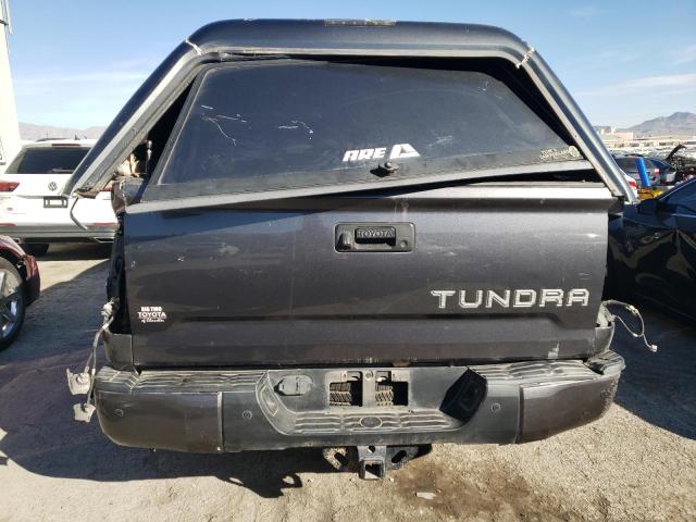 5TFRY5F12JX235652 - 2018 TOYOTA TUNDRA DOUBLE CAB SR/SR5 CHARCOAL photo 6