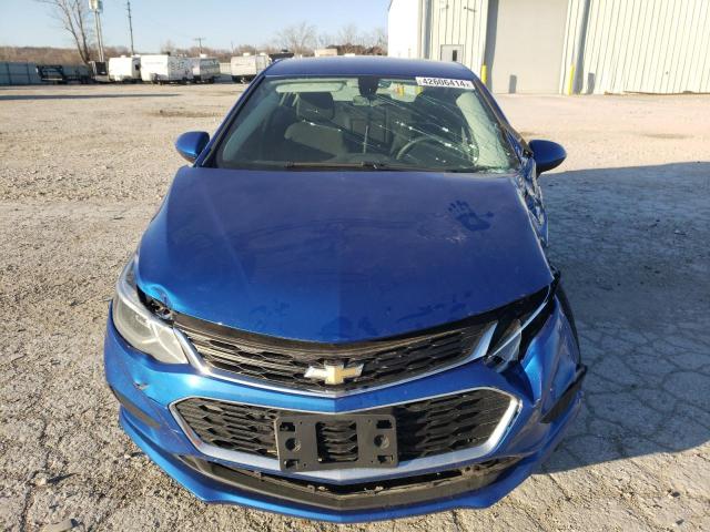 3G1BE6SM2HS508612 - 2017 CHEVROLET CRUZE LT BLUE photo 5