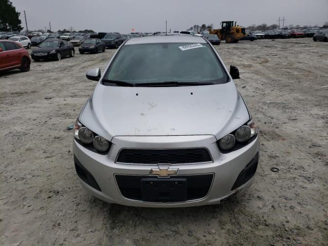 1G1JA5SH2G4130357 - 2016 CHEVROLET SONIC LS 银色 照片 5