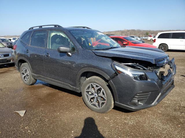 JF2SKADC9NH409542 - 2022 SUBARU FORESTER PREMIUM GRAY photo 4