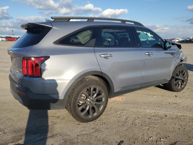 5XYRKDLF3MG027525 - 2021 KIA SORENTO SX SILVER photo 3