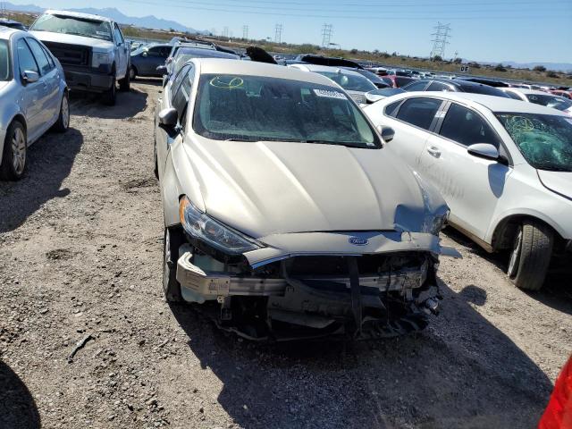 3FA6P0G77KR232824 - 2019 FORD FUSION S GOLD photo 5