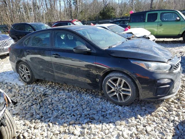 3KPF34AD1KE124105 - 2019 KIA FORTE GT LINE BLACK photo 4