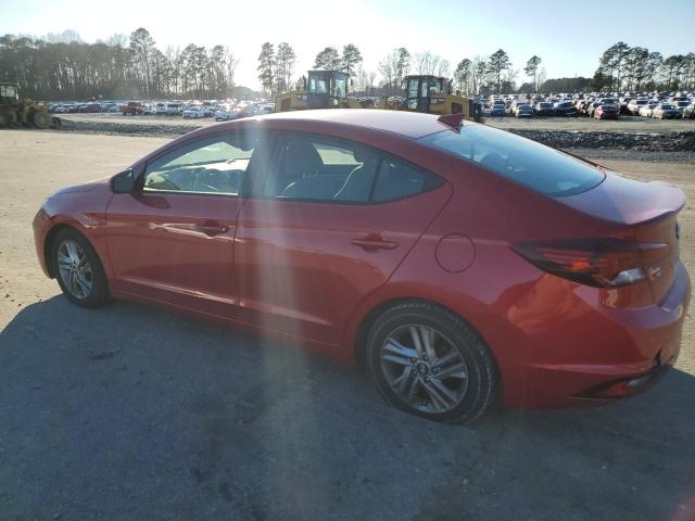 5NPD84LF7LH569355 - 2020 HYUNDAI ELANTRA SEL RED photo 2