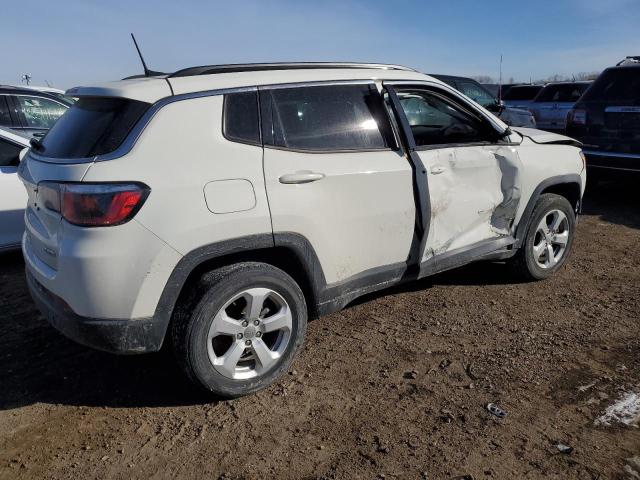 3C4NJDBB8JT256027 - 2018 JEEP COMPASS LATITUDE 白色 照片 3