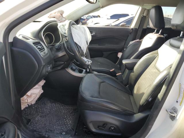 3C4NJDBB8JT256027 - 2018 JEEP COMPASS LATITUDE 白色 照片 7