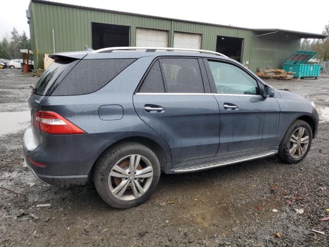 4JGDA5HBXCA065725 - 2012 MERCEDES-BENZ ML 350 4MATIC GRAY photo 3