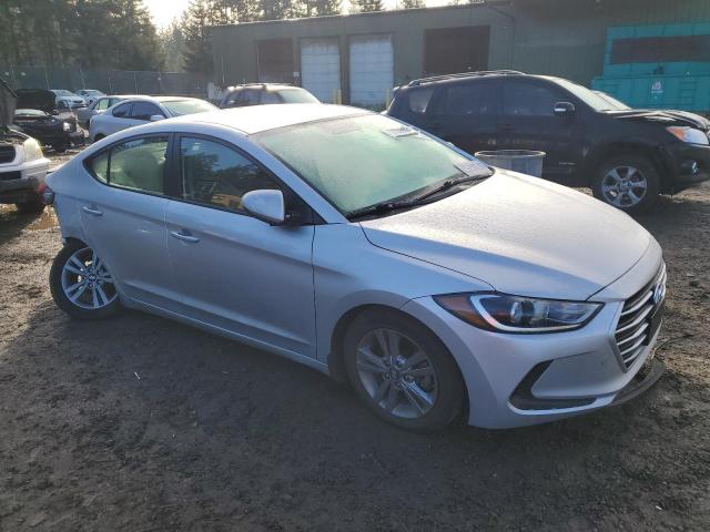 KMHD84LF6HU381208 - 2017 HYUNDAI ELANTRA SE SILVER photo 4