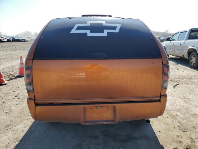 1GNCS18W61K186646 - 2001 CHEVROLET BLAZER ORANGE photo 6