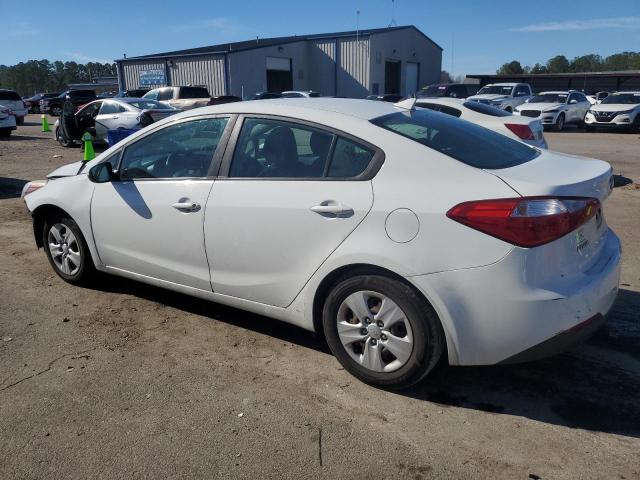 KNAFK4A65G5594240 - 2016 KIA FORTE LX WHITE photo 2