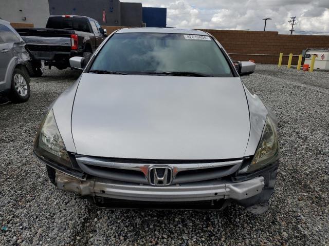 1HGCM56777A074251 - 2007 HONDA ACCORD EX SILVER photo 5