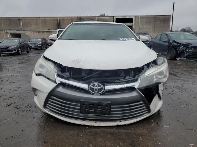 4T1BF1FK3HU758789 - 2017 TOYOTA CAMRY LE WHITE photo 5