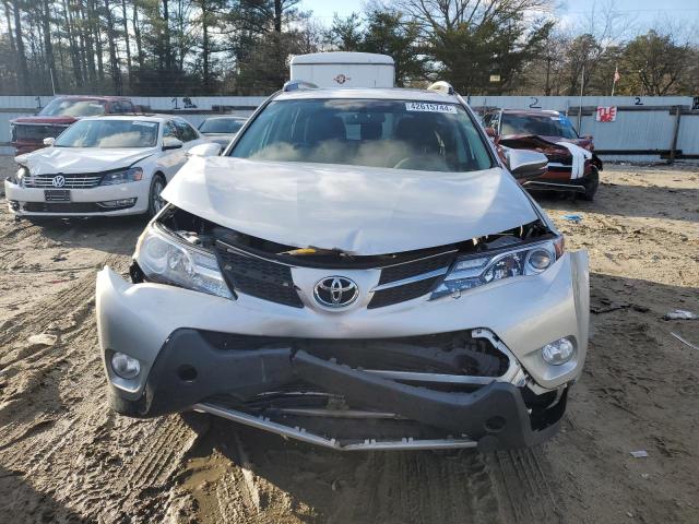 2T3RFREVXDW108321 - 2013 TOYOTA RAV4 XLE SILVER photo 5