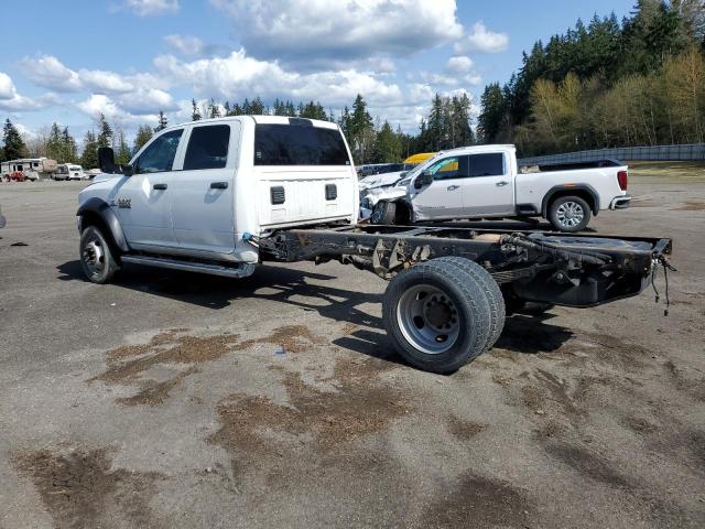 3C7WRNFL4HG547829 - 2017 RAM 5500 WHITE photo 2