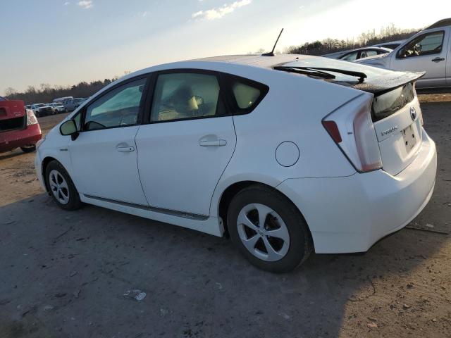 JTDKN3DU4C5422157 - 2012 TOYOTA PRIUS WHITE photo 2