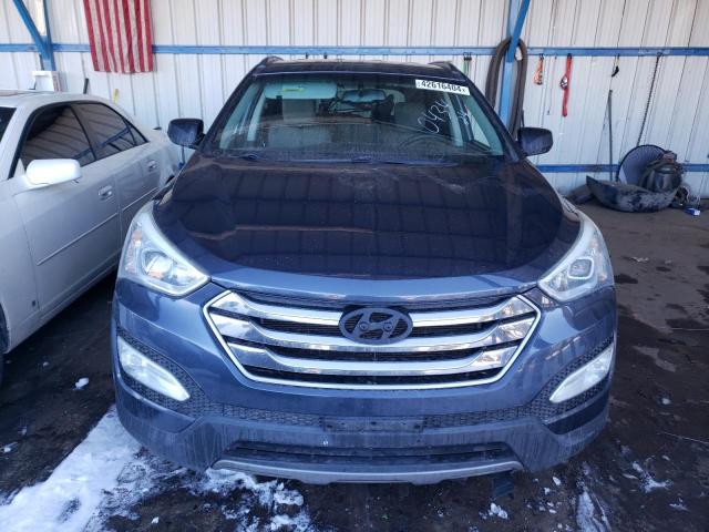 5XYZUDLB2GG324605 - 2016 HYUNDAI SANTA FE S BLUE photo 5