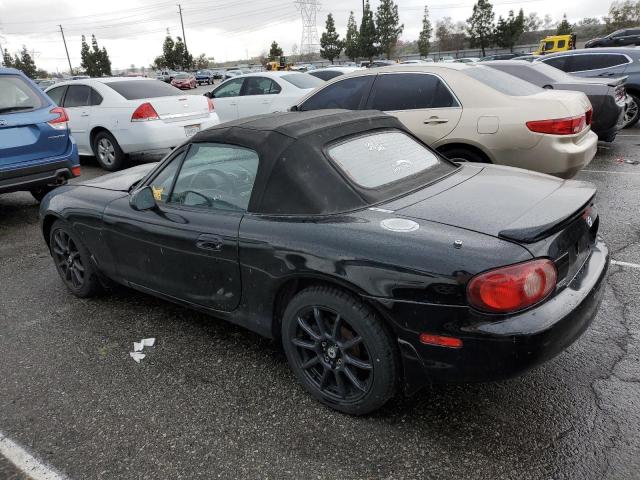 JM1NB353130303149 - 2003 MAZDA MX-5 MIATA BASE BLACK photo 2