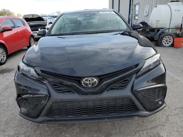 4T1G11BK0PU093097 - 2023 TOYOTA CAMRY SE NIGHT SHADE BLACK photo 5