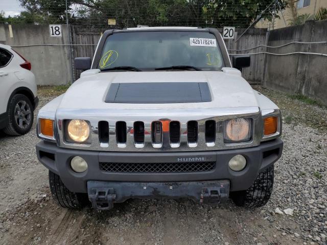 5GTEN13E798121975 - 2009 HUMMER H3 WHITE photo 5