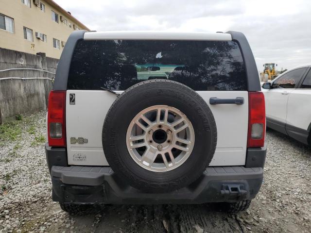 5GTEN13E798121975 - 2009 HUMMER H3 WHITE photo 6