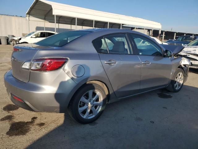 JM1BL1VG6B1420337 - 2011 MAZDA 3 I SILVER photo 3