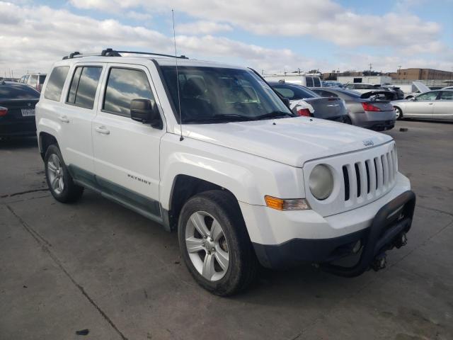 1J4NF4GB8BD219068 - 2011 JEEP PATRIOT LATITUDE WHITE photo 4