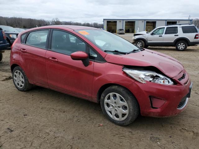 3FADP4EJ2BM132446 - 2011 FORD FIESTA SE RED photo 4