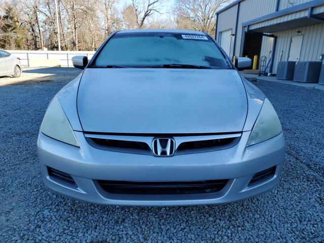 1HGCM56756A047287 - 2006 HONDA ACCORD EX SILVER photo 5