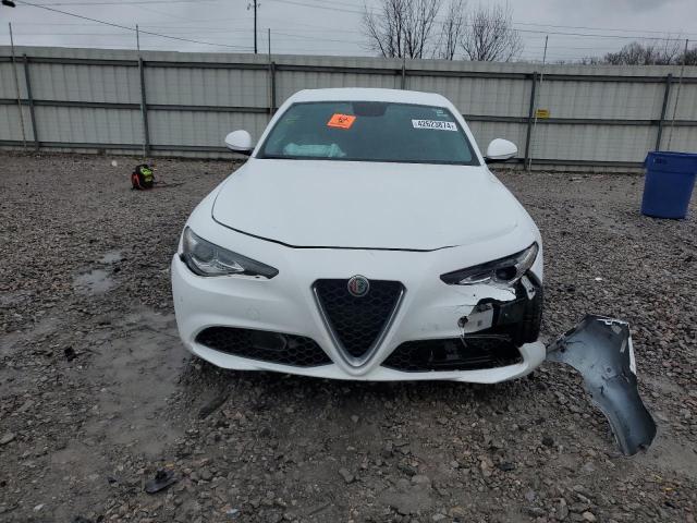 ZARFAECN0J7591697 - 2018 ALFA ROMEO GIULIA TI WHITE photo 5