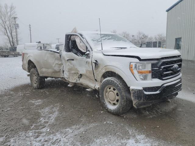 1FTMF1E55NKE14543 - 2022 FORD F150 WHITE photo 4