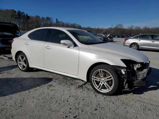 JTHCF5C24B5051608 - 2011 LEXUS IS 250 WHITE photo 4