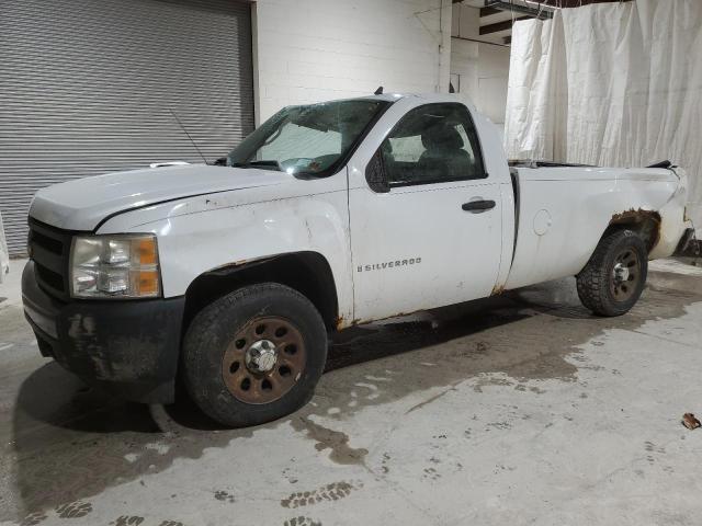 1GCEC14X18Z111643 - 2008 CHEVROLET SILVERADO C1500 WHITE photo 1