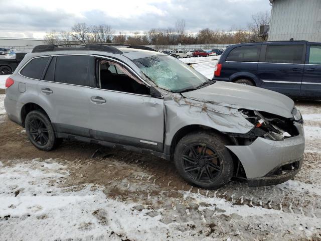 4S4BREGC9B2396492 - 2011 SUBARU OUTBACK 3.6R PREMIUM SILVER photo 4