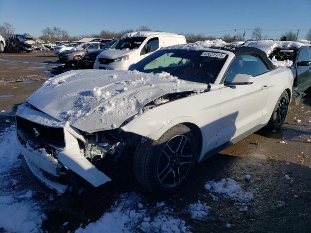 1FATP8UH8M5129366 - 2021 FORD MUSTANG WHITE photo 1