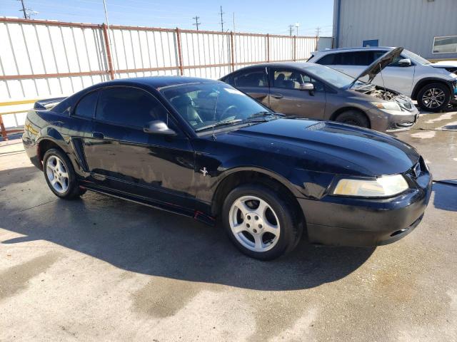 1FAFP4042YF246613 - 2000 FORD MUSTANG BLACK photo 4