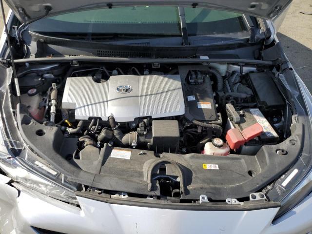 JTDKARFU2K3090676 - 2019 TOYOTA PRIUS SILVER photo 11