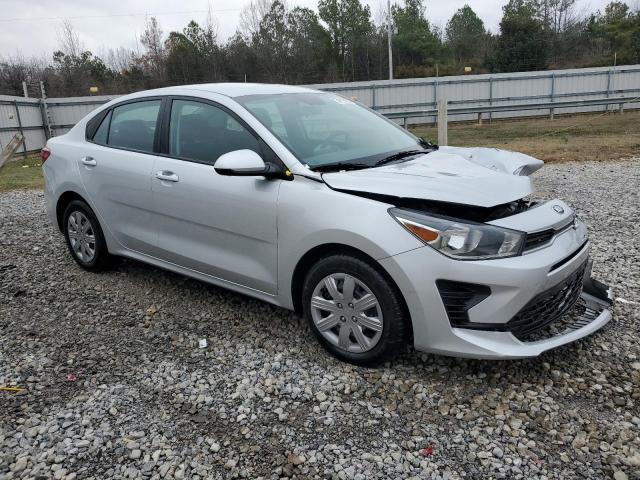 3KPA24AD1ME429703 - 2021 KIA RIO LX GRAY photo 4