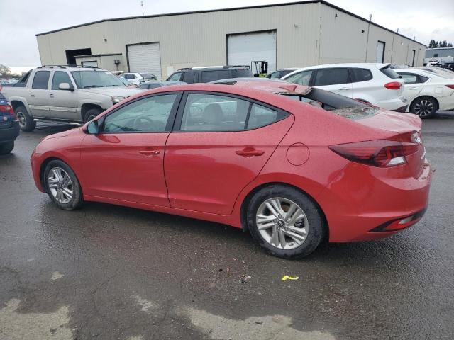 5NPD84LF8KH422508 - 2019 HYUNDAI ELANTRA SEL RED photo 2